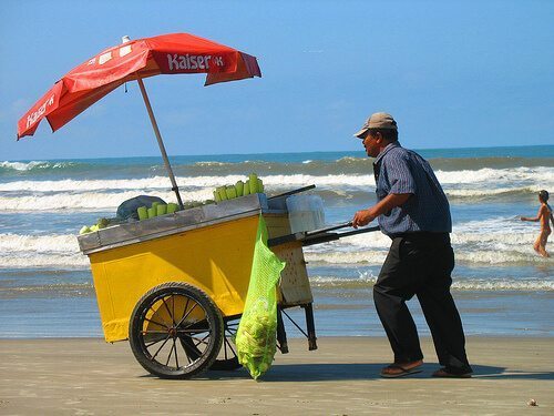 Empreendedor Informal - Vendedor Ambulante de Praia